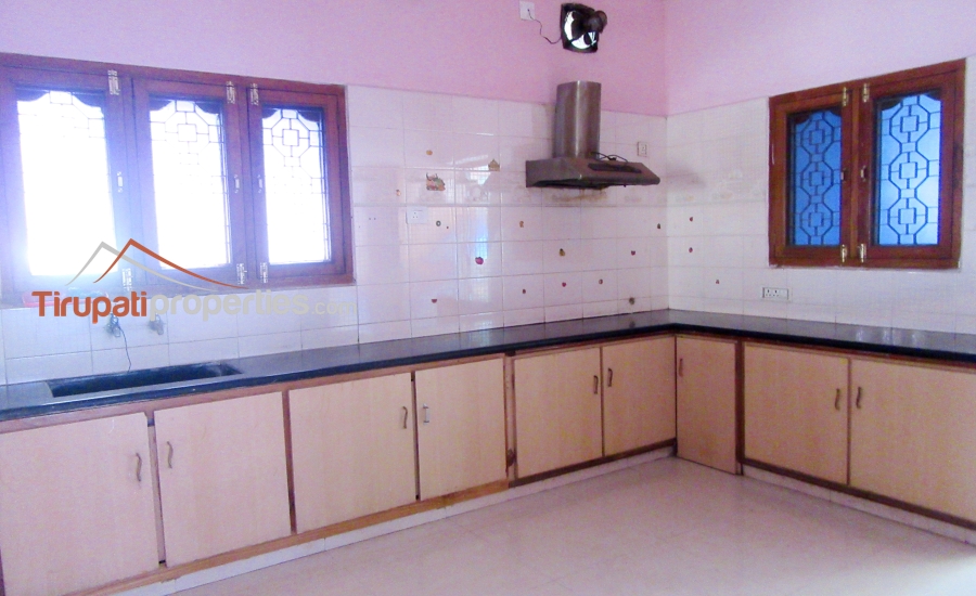 2500 Sft North Facing Double Bedroom Spacious #HouseforRent Near V.V Mahal Road, #Tirupati